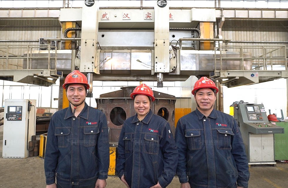 礦石磨粉機(jī)生產(chǎn)車(chē)間 礦石磨粉機(jī)生產(chǎn)車(chē)間